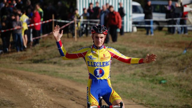 Cyclo-cross d'Ecommoy (72) : Groussard s'impose