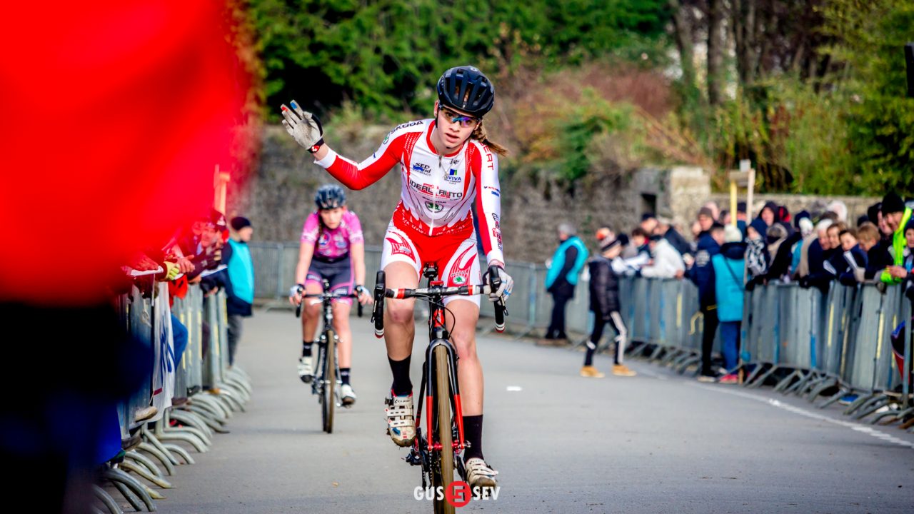 Cadettes: Vezie / Chtelaudren: championnats de Bretagne de cyclo-cross