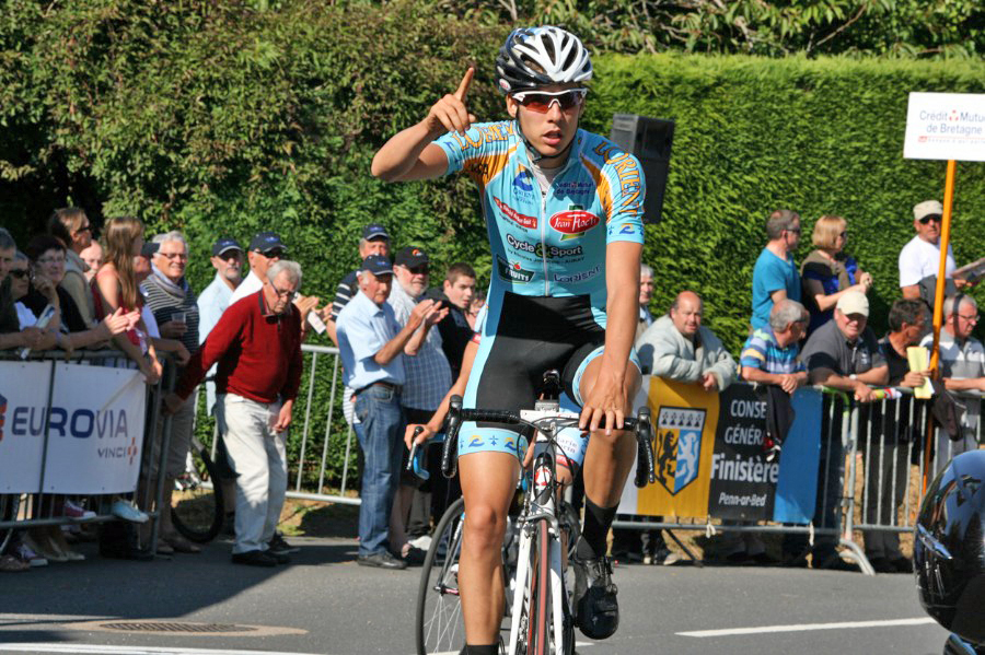 La Ronde #1 : Paul-Mickal Menthour en souvenir de Pierre-Henri