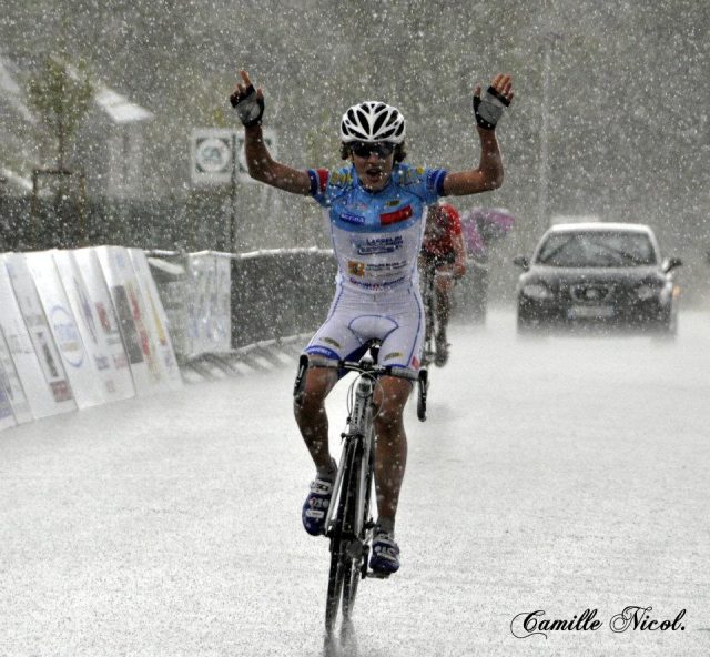 http://www.sportbreizh.com/preview/543/w640m/Arrivee_cadets_Plumelin.jpg