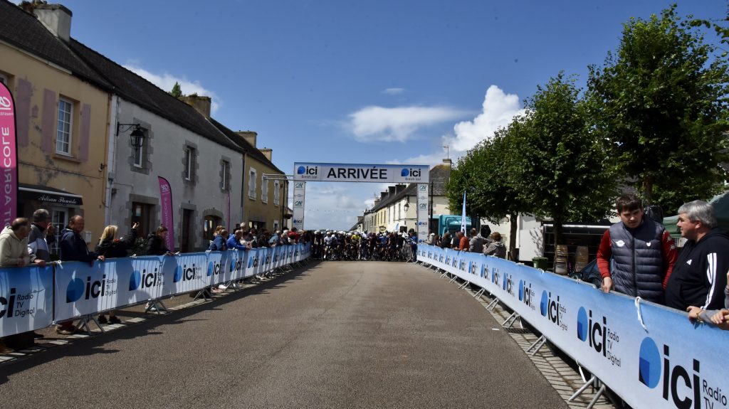  (photo de Albert Le Roux)