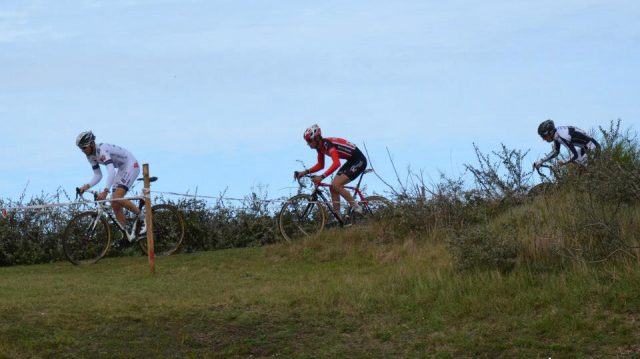 Cyclo-cross de Kerlouan-Mnham 2014(Par Jean-Luc Simon)