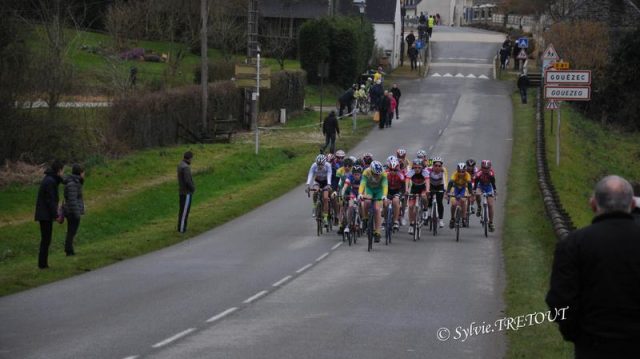 Gouzec (29): les coles de cyclisme  (vido de Romain Saboureau)