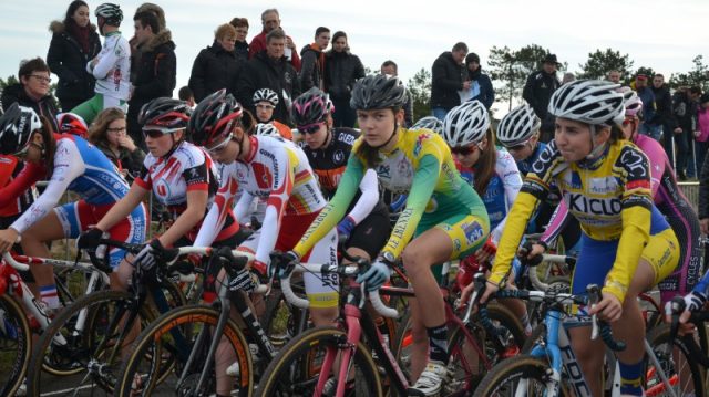 Bretagne de cyclo-cross dames / vido de Jean Luc Simon