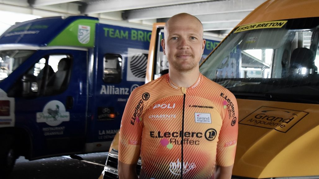 Micka�l Guichard : � Jaime transmettre aux jeunes mes connaissances de la course �