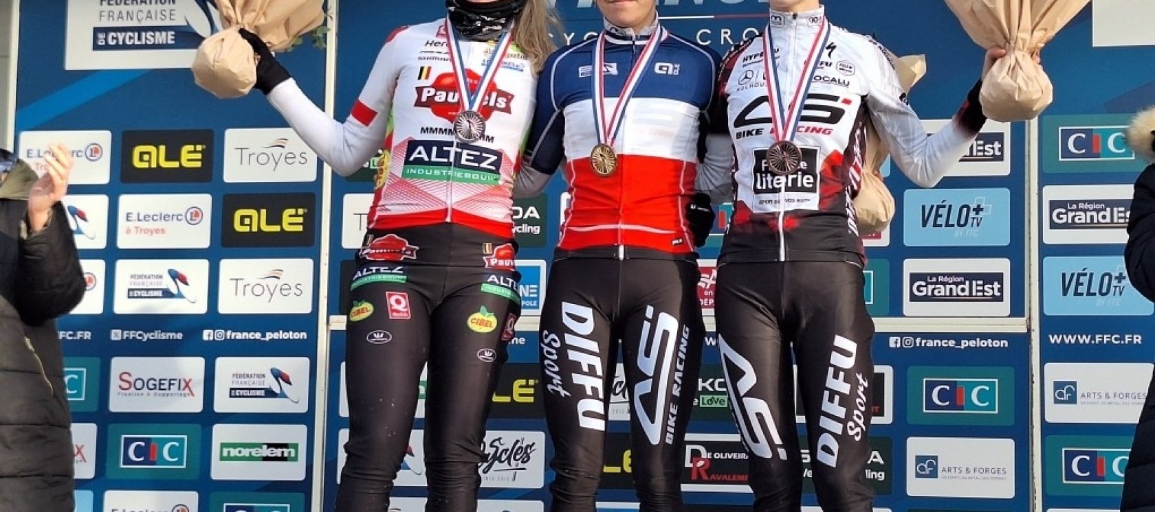 Championnats de France de cyclo-cross (Elites H & F) : C�lia Gery et Joris Delbove
