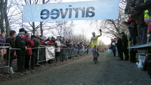 Chartres-de-Bretagne : Roussel est chez lui !