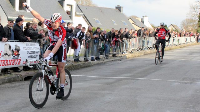 Circuit du Motten  Saint-Anne d'Auray (56) : Coquen est en forme