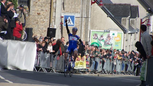 Cyril Vicenti s'impose (encore)  Louisfert !