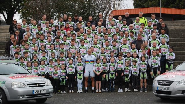 Laval Cyclisme 53 s'associe  Bretagne-Sch Environnement