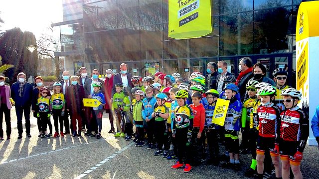 La fte du Tour de France  Pontivy