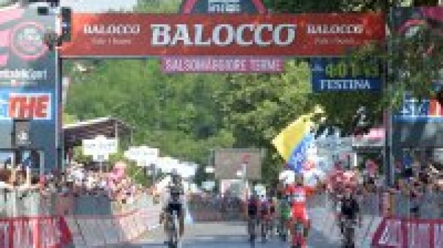 Giro#10:  Bouhanni frappe encore