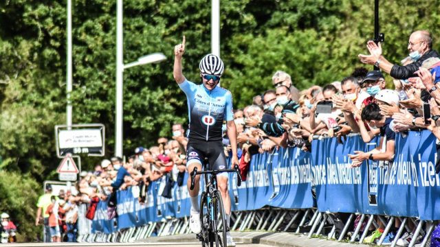 GP de Wallonie: les grands dbuts de Costiou