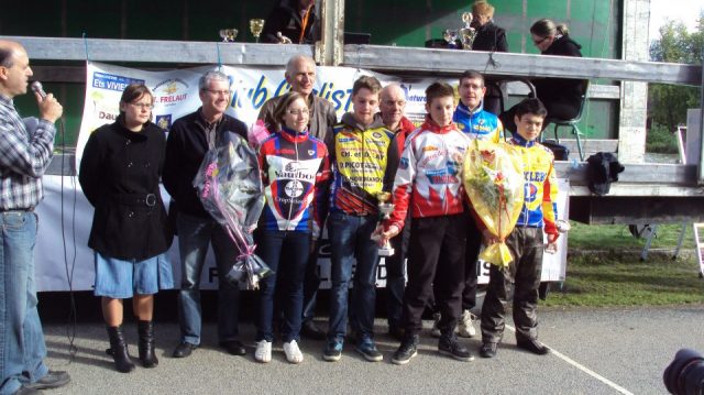 Cyclo-cross de Fougerolles-du-Plessis (53) : Vivier, Berron, Taburet et Guest