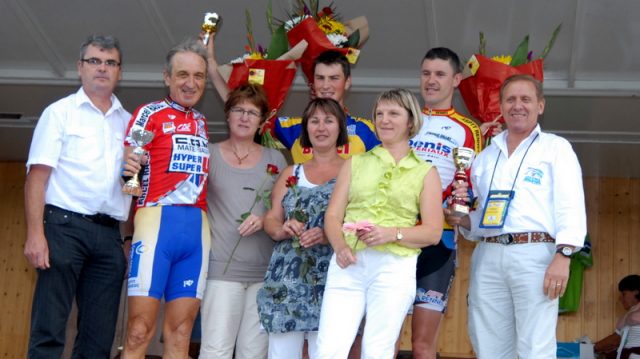 Pass'Cyclisme  Saint-Julien (22) : le bouquet pour Gibet 