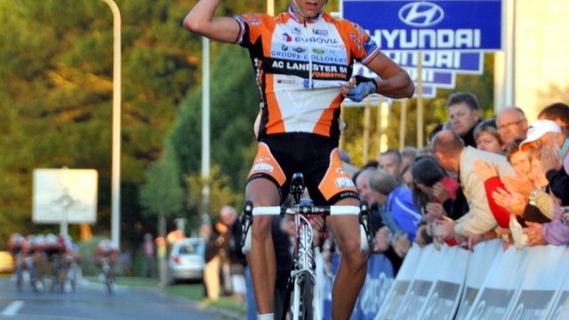 Critrium de Lanester (56) : Barguil devant Le Quau