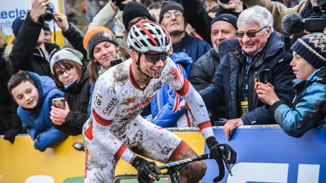 Coupe du Monde CX Elites : Van Der Poel videmment 