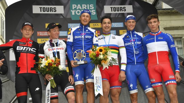 Paris-Tours Espoirs: Philipsen au sprint