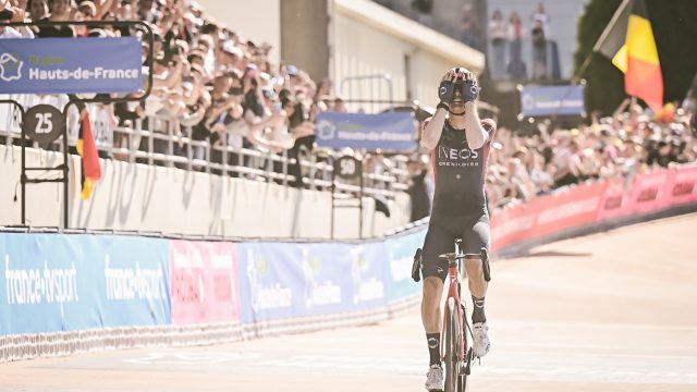 Paris-Roubaix 2022: Van Baarle était le plus fort !