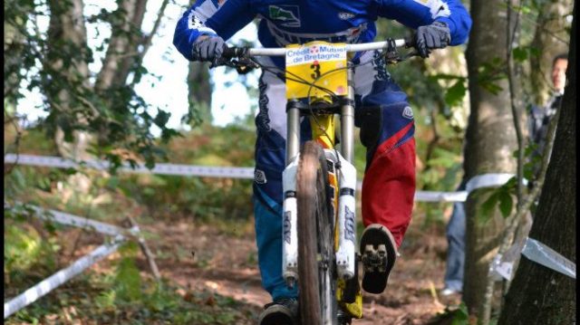 Finale de la coupe de Bretagne Descente VTT  Mont-Dol (35) dimanche 