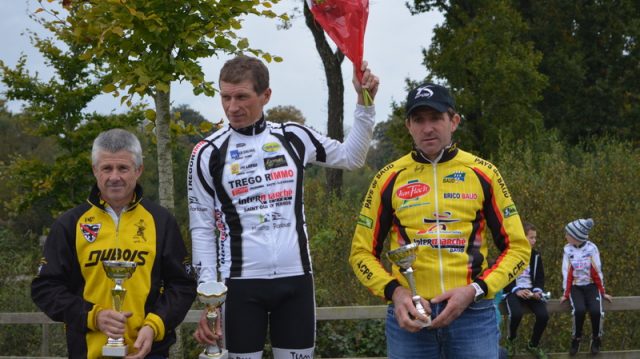 Cyclo-cross FSGT de Colline (22) : victoire de Perrot