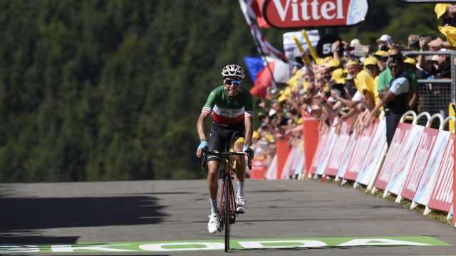 5e tape: les belles filles pour l'Italien 