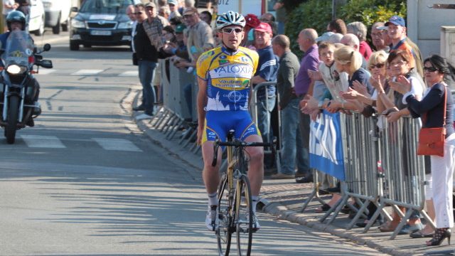 31me GP de Gouy Sous Bellonne (1.2.3me cat) : Venel devant Delattre