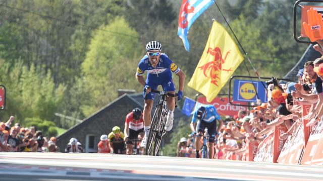 Flche Wallonne: Alaphilippe en haut du Mur de Huy