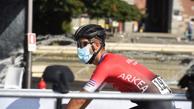 COVID: Bouhanni au repos