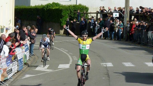 Route de l’Estuaire : les coureurs du VC Pontivyen en grande forme