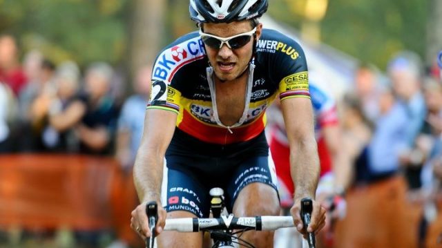 Cyclocross Vlaamse Industrieprijs Kalmthout (Belgique) : Albert s'impose / Mourey 4e 