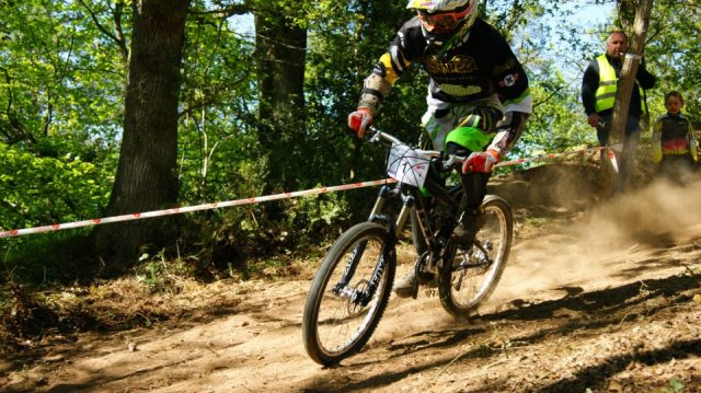 Coupe de Bretagne VTT Descente # 2  Jugon-les-Lacs (22) : le patron reste le patron !