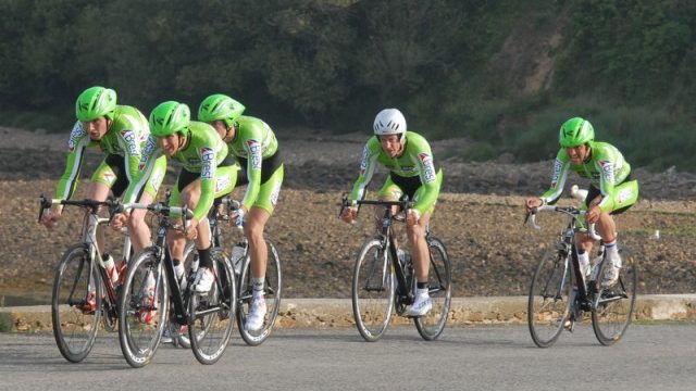 Tour du Nivernais Morvan : le clm par quipe pour le BIC 2000.