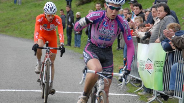 Cyclo-Cross de Chteaugiron (35) : Daniel devant Le Corre !