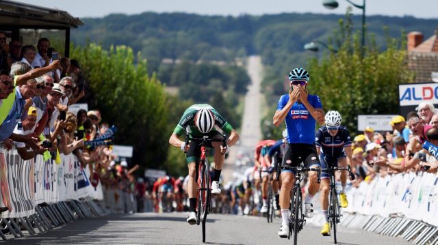 Tour de l'Avenir #6: Riou toujours en jaune