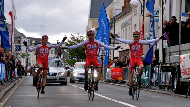 Boucles de la Loire : Guyot devant Krainer et David / Balannec 4e