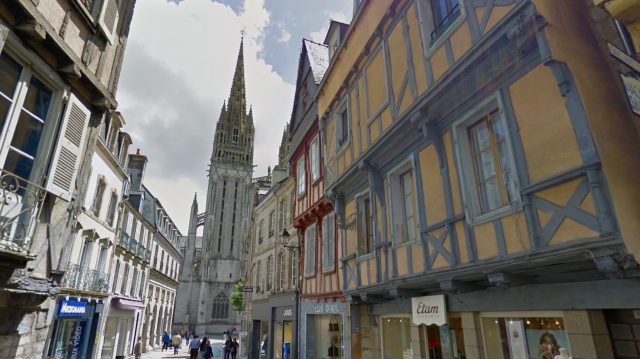 La Sportbreizh des cadets: dans le vieux Quimper