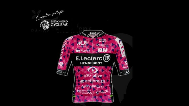 Bretagne Sud Cyclisme: le vlo et le maillot 