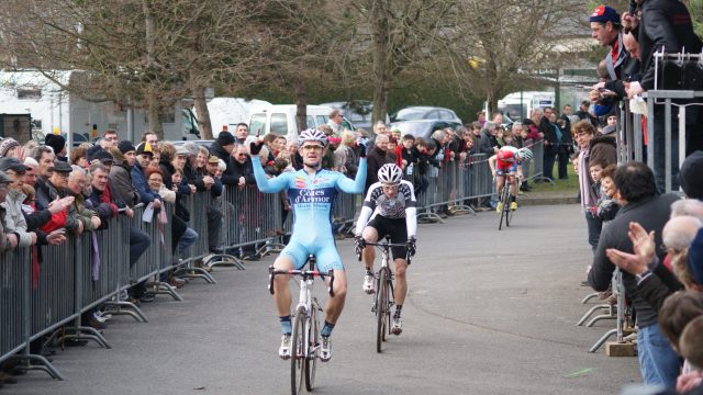 Le Montagner devant Fillaut  Chartres-de-Bretagne (35)