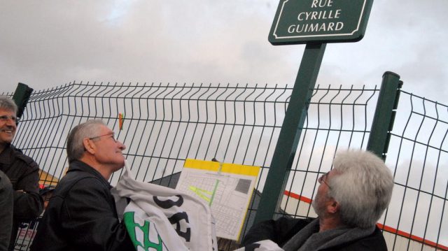 Une rue Cyrille Guimard  Pipriac 