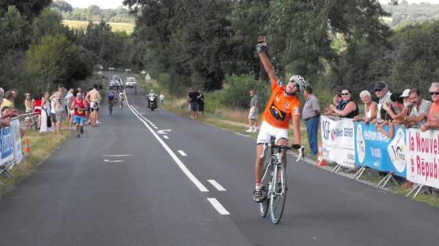 Triangle Sud Berry : victoire finale de Bertrand, le Lorientais Tallot 2e