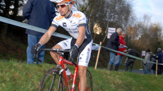 23 pros au cyclo-cross de Bournezeau (85) le 23 dcembre