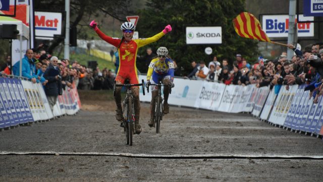 France de cyclo-cross cadettes: Vandermoutten titre/Le Net 3me 