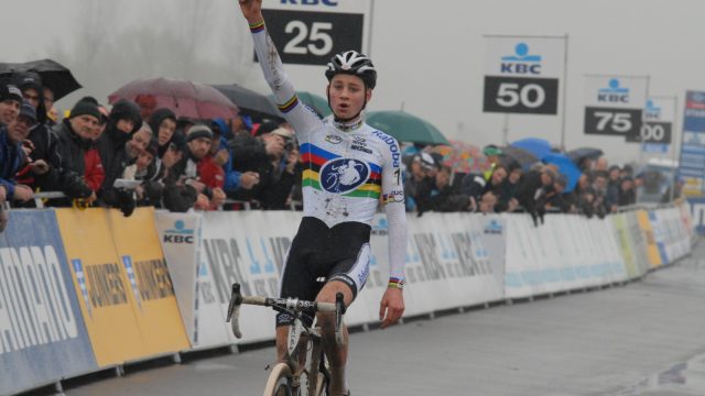 Coupe du Monde Cyclo-Cross Juniors # 3  Koksijde : Van Der Poel sans forcer 