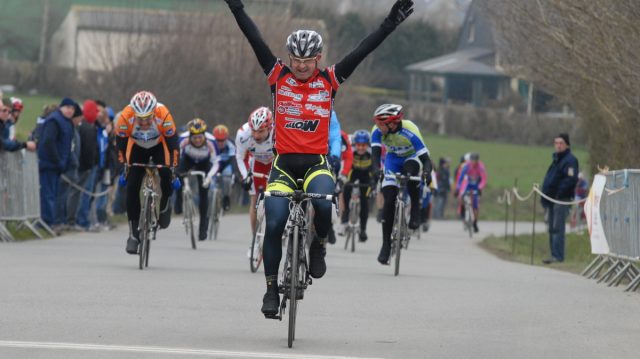 Pass'Cyclisme  Tressignaux (22) : Boivin, Tabaric et Quiniou