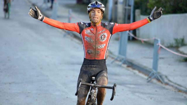 Cyclo-Cross de Locmin (56) : Gicquiau devant Le Quau