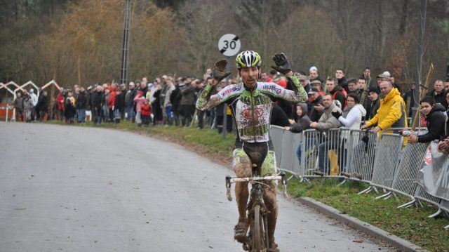 Cyclo-cross de Nol  Saint-Cyr le Gravelais (53) : Classements