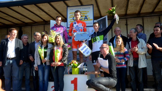 En diffr du Trophe Rgional de cyclo-cross  Argentr-du-Plessis (35)  