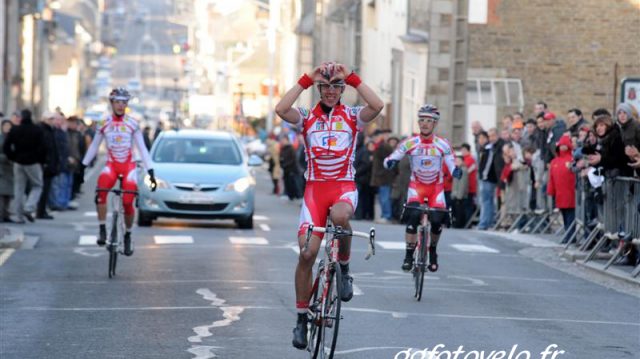 Saint-Hilaire : Bodiot devant les siens !