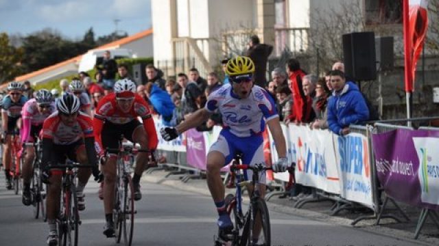 Barbeau s'offre la Bernaudeau Juniors 